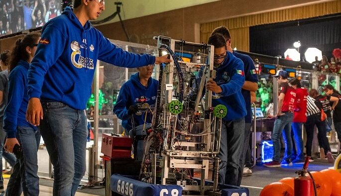 Peñoles y Fresnillo plc impulsan la pasión por la ciencia con programa de robótica